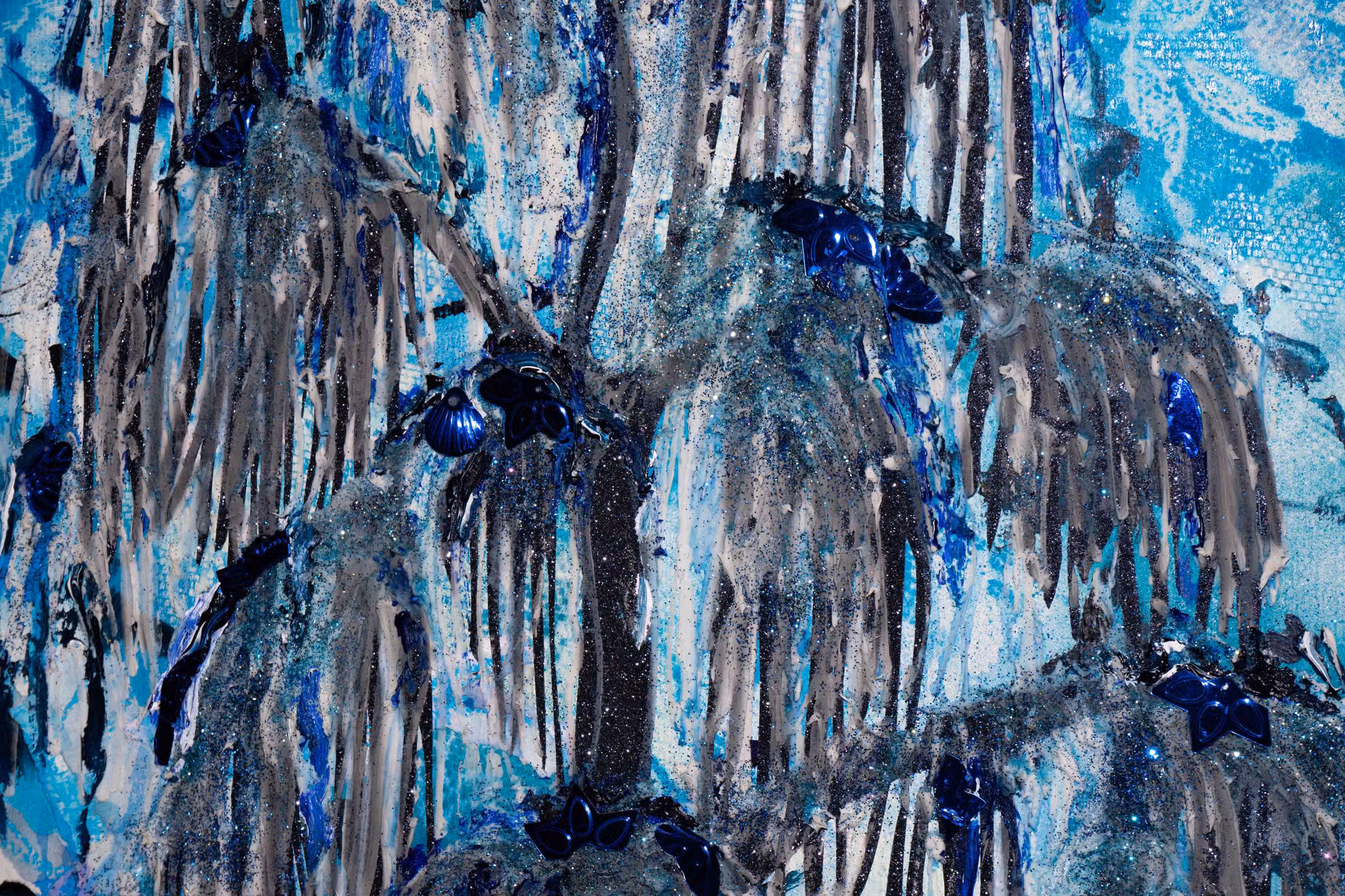 Detail — boom
