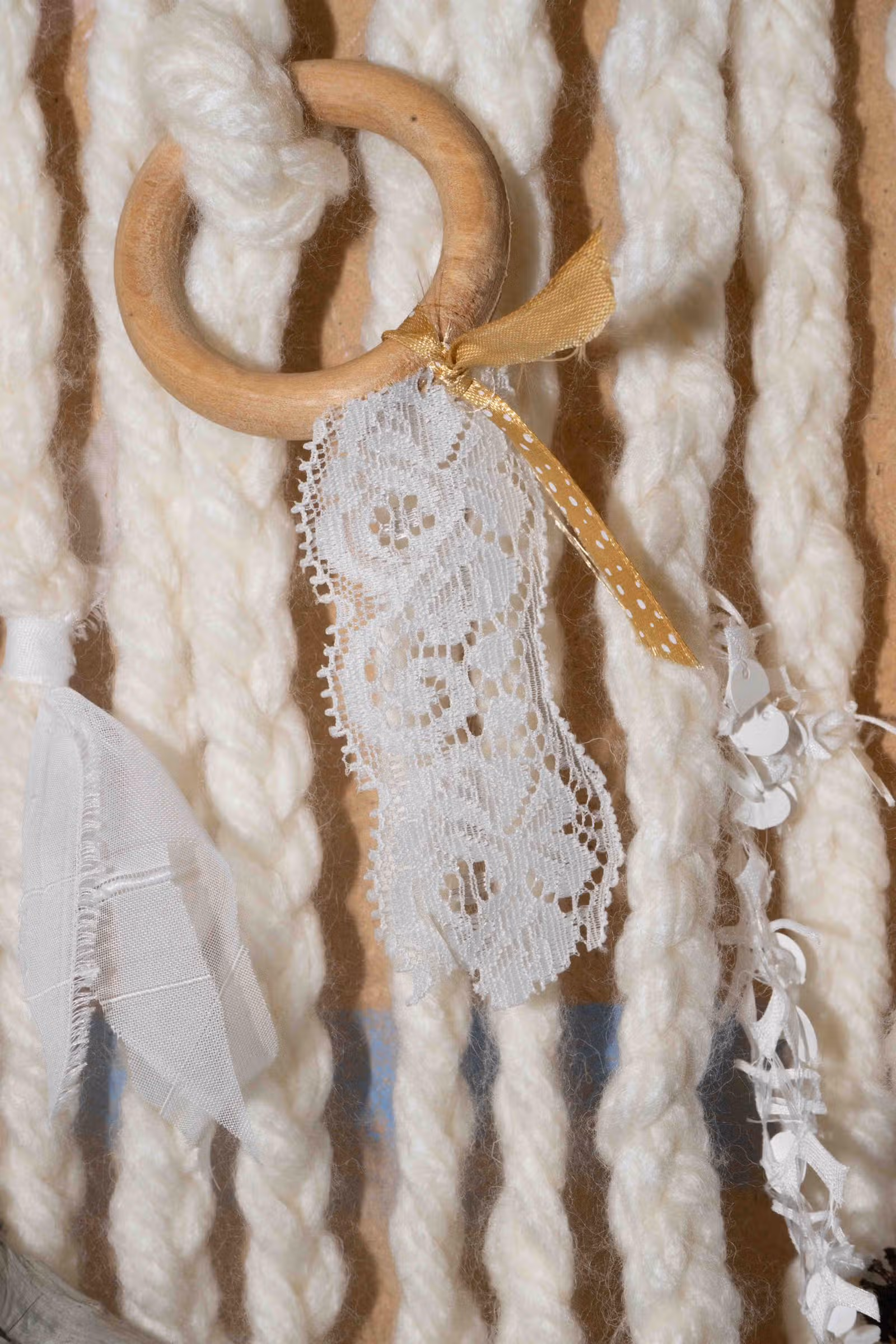 Detail — houten ring